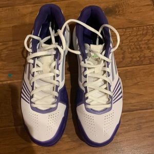 Adidas women tennis shoes